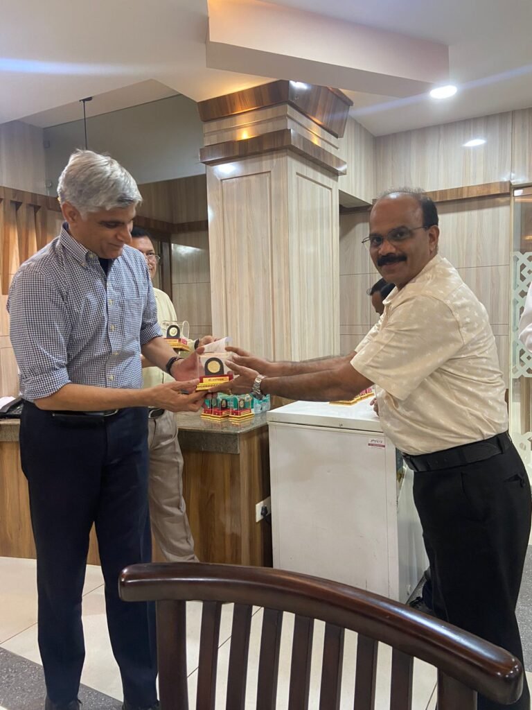 whatsapp image 2025 12 11 at 21.07.47 (1)